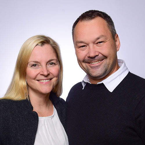 Julia und Dr. med. Matthias Maak: „HypnoHelping kann gemeinsame Ruheinseln im oftmals stressigen Familienalltag etablieren“